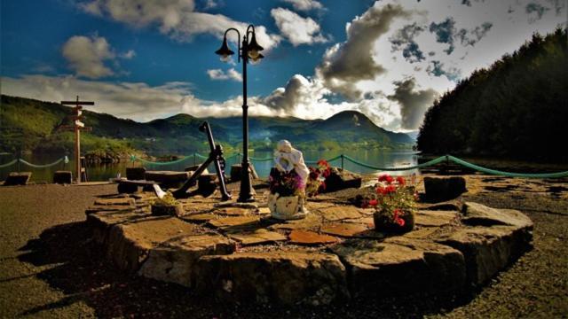 Apartamento Ola Bua Near The Atlantic Road Lyngstad Exterior foto